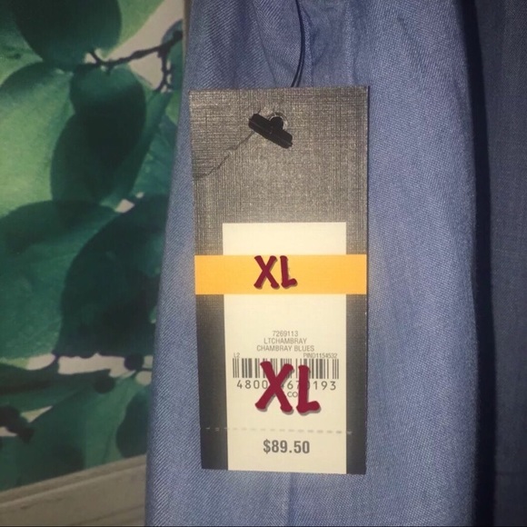 Crown & Ivy Chambray Romper Shorts Off Shoulder - Picture 7 of 8